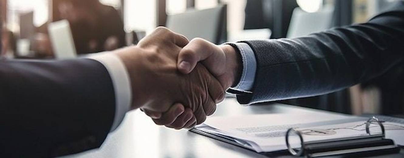 Как не потерять бизнес, заключив плохой договор?! Волнующие кейсы из практики 1С:Франчайзи